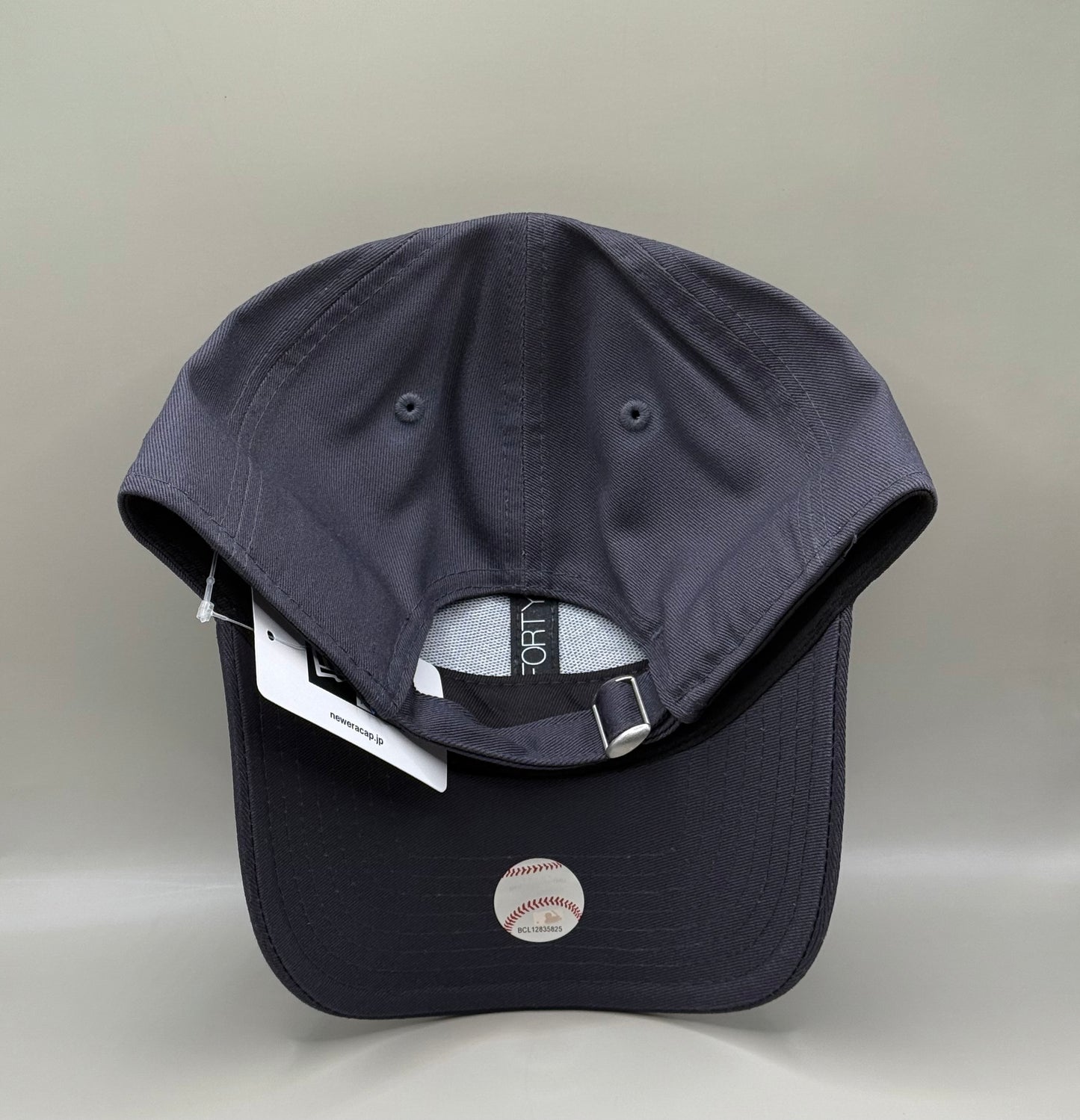 New Era 9FORTY New York Yankees ラインストーン キャップ グラファイト