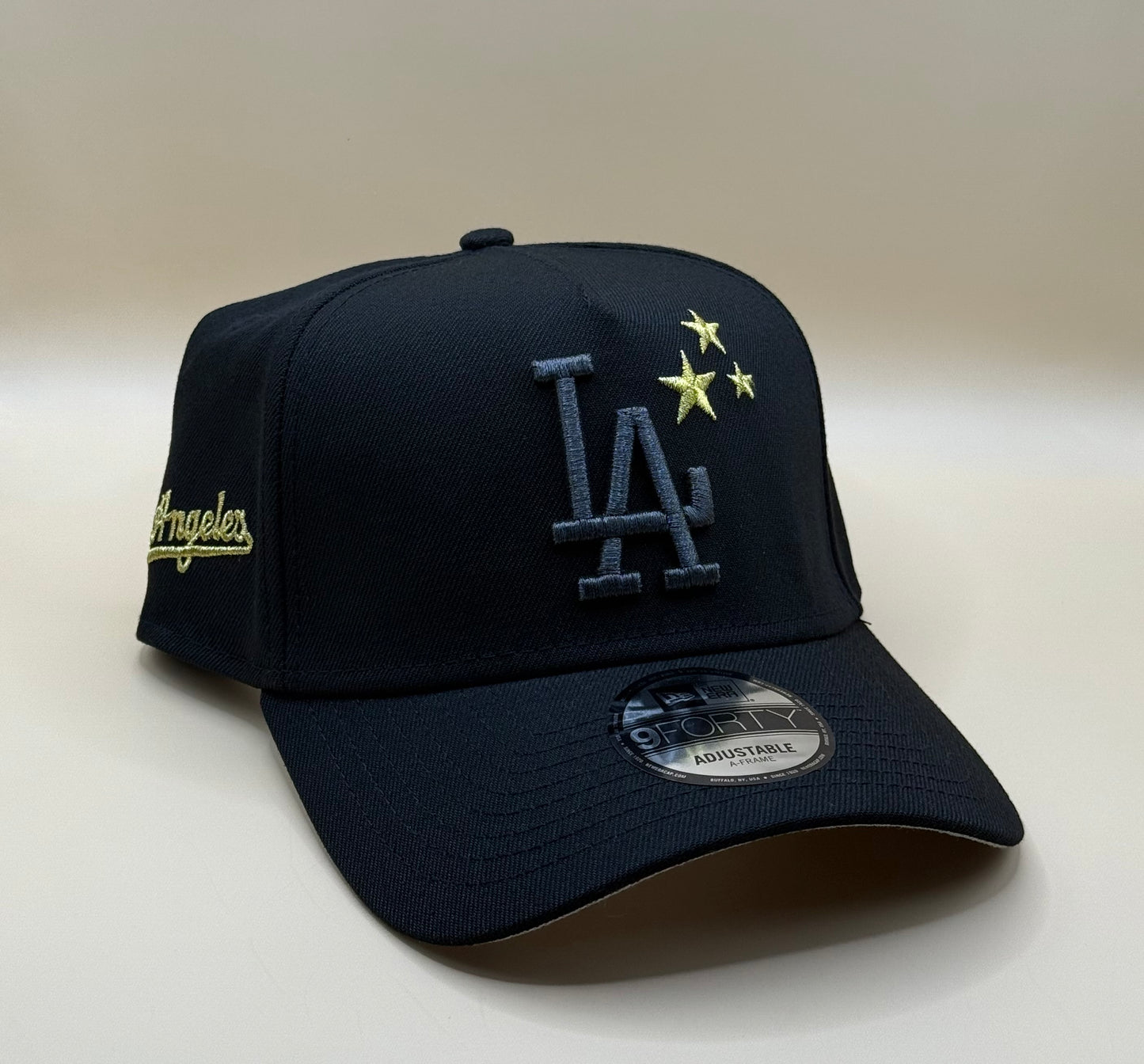 New Era 9FORTY Los Angeles Dodgers ゴールドスター キャップ ブラック