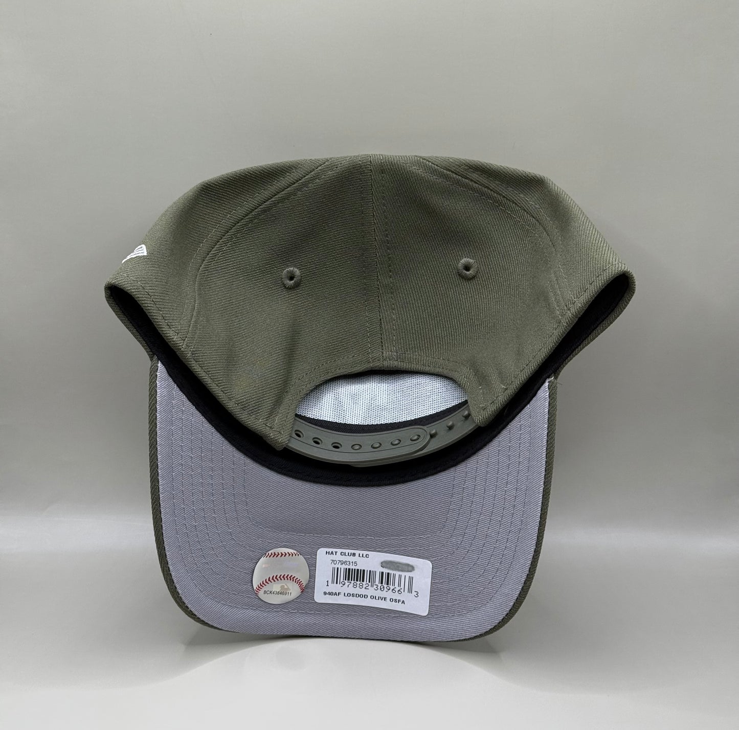 New Era 9FORTY Los Angeles Dodgers リバースLA ロゴ キャップ オリーブ